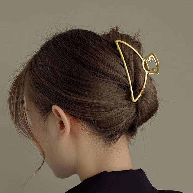 Metal Geometric Hair Claw Crab Hairpins Fashion Cross Hair Clips Barrettes Women Girls Korean Ponytail Clip Hair Accessories